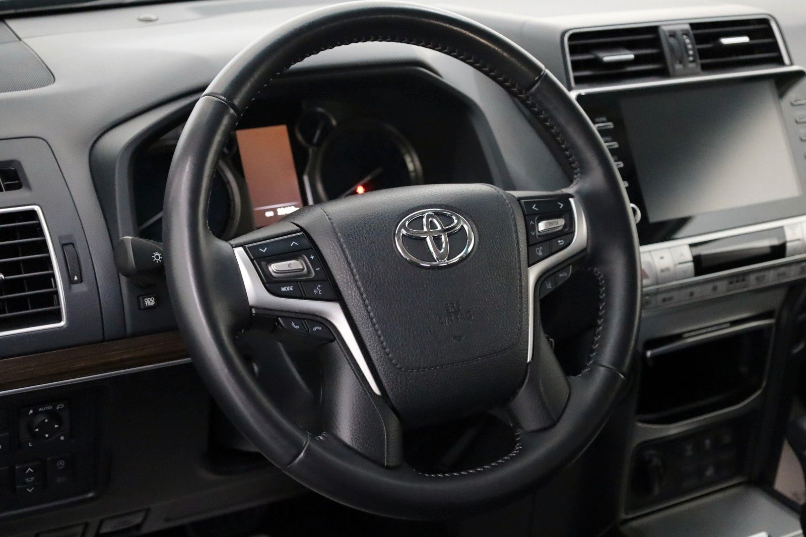 Fahrzeugabbildung Toyota Land Cruiser Comfort,LED, ACC,Mirrorlink, Kamera