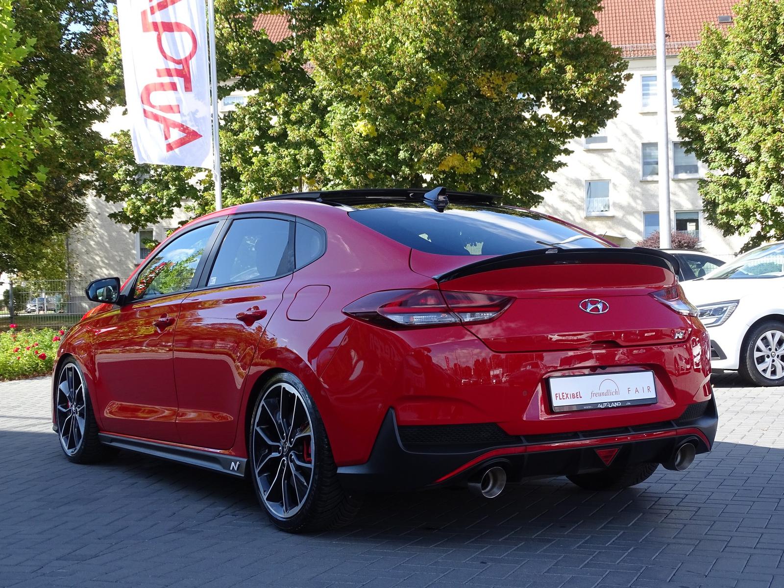 Hyundai i30 2.0 T-GDI N Performance LED Navi Panorama
