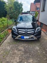 Mercedes-Benz GLK 350 4MATIC - - Mercedes-Benz GLK 350 mit Benzin-Antrieb: Geländewagen