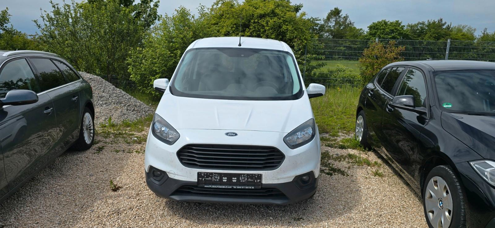 Ford Transit Courier Kombi Trend