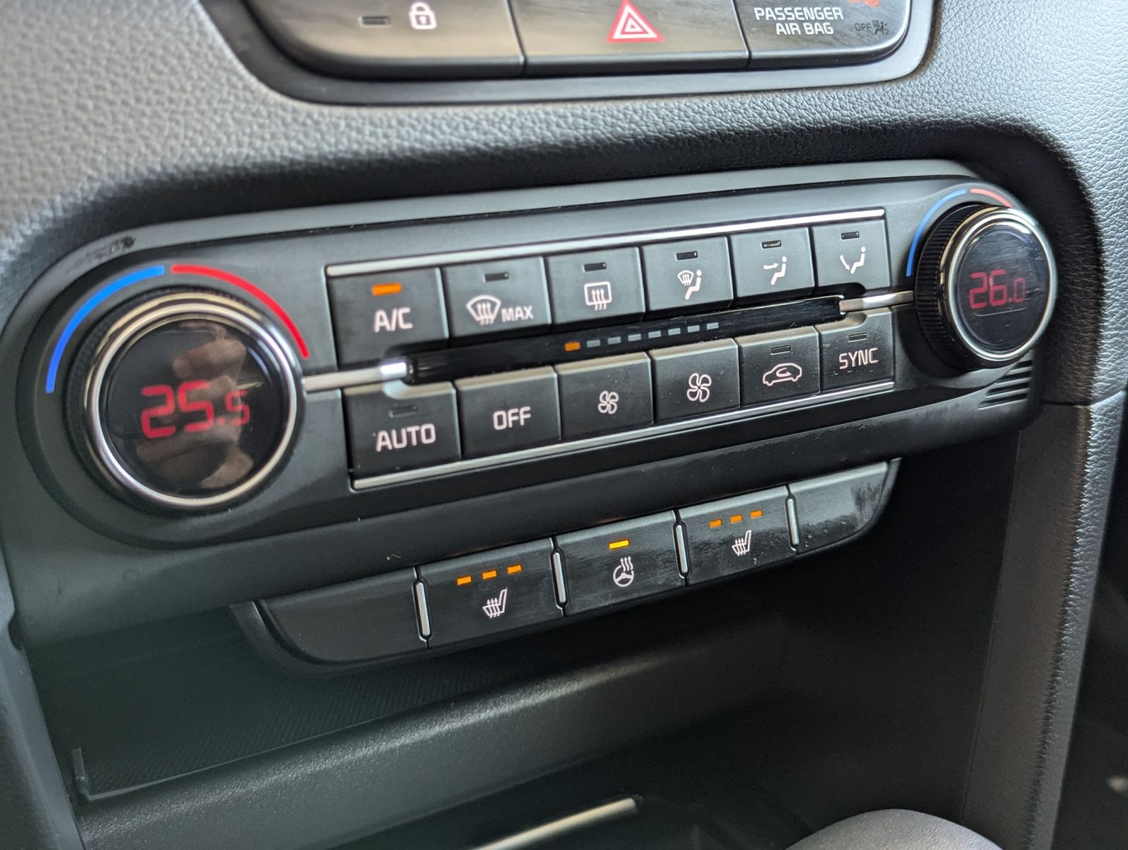 Fahrzeugabbildung Kia cee'd Sportswagon 1.5 Ultim Style-Pak JBL ACC 7J