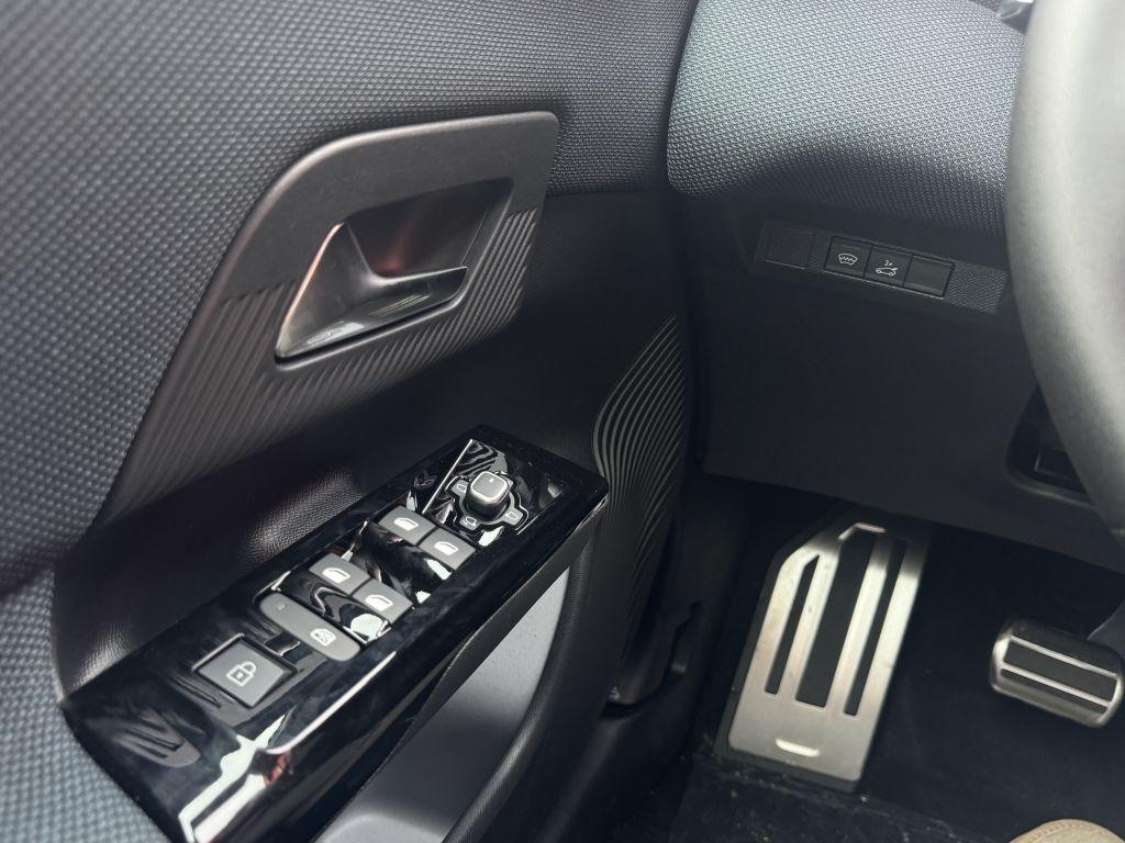 Citroën C5 Aircross Hybrid 145 MAX + Winter-Paket, AHK