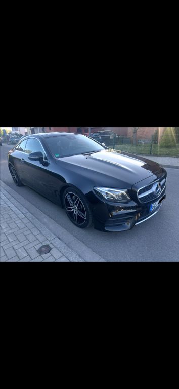 Image of Mercedes-Benz E 200