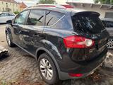 Ford Kuga Titanium *AUTOMATIK*ALLRAD*PDC* - Ford Kuga aus 2010: Titanium
