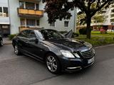 Mercedes-Benz E 300 CDI BlueEFFICIENCY -