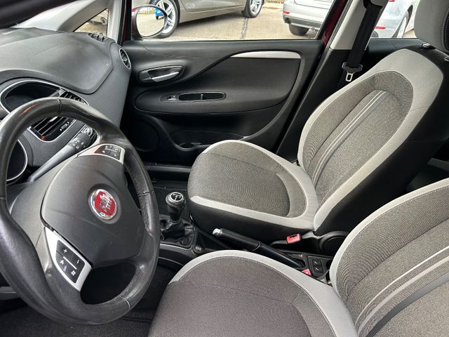 Fahrzeugabbildung Fiat Punto 1.4 Automatik+NaviZB+Klima+BT+LM-Allwetter