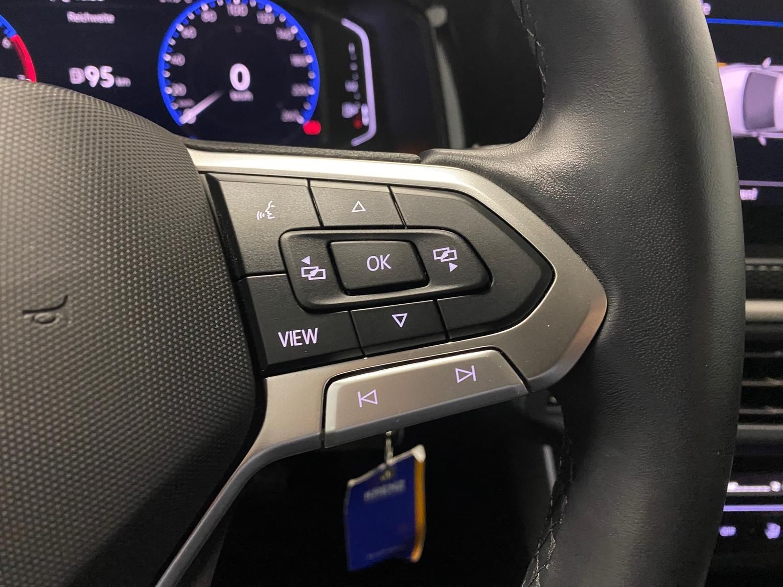 Fahrzeugabbildung Volkswagen Polo 1.0 TSI Life APP+KLIMA+KAMERA+PDC+SITZHEI++