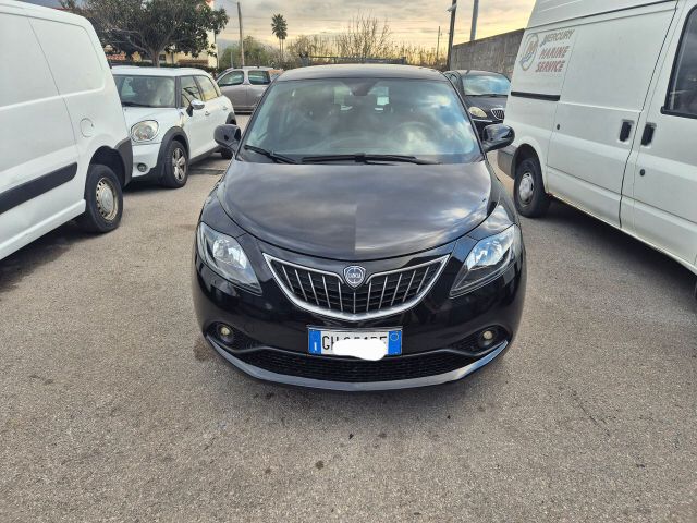 Lancia Ypsilon 1.0 FireFly 5 porte S&S Hybrid Ec