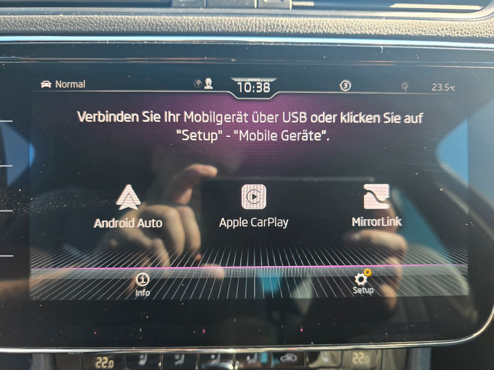 Fahrzeugabbildung SKODA Superb Combi Sportline 4x4 Matrix Navi ACC DCC 4