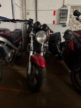 Kawasaki ZR750-F - KAWASAKI ZR 750