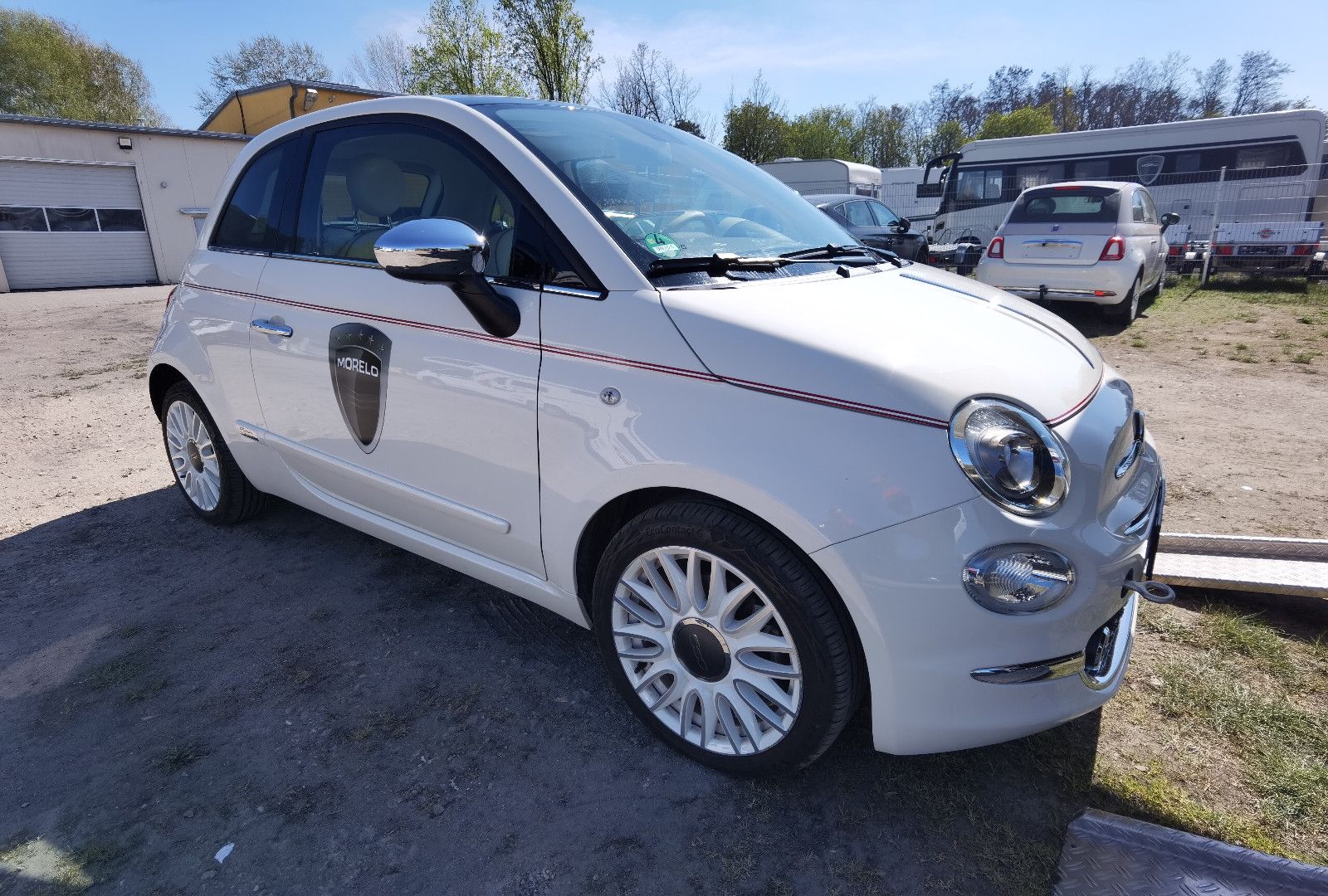 Fahrzeugabbildung Fiat 500 DolceVita