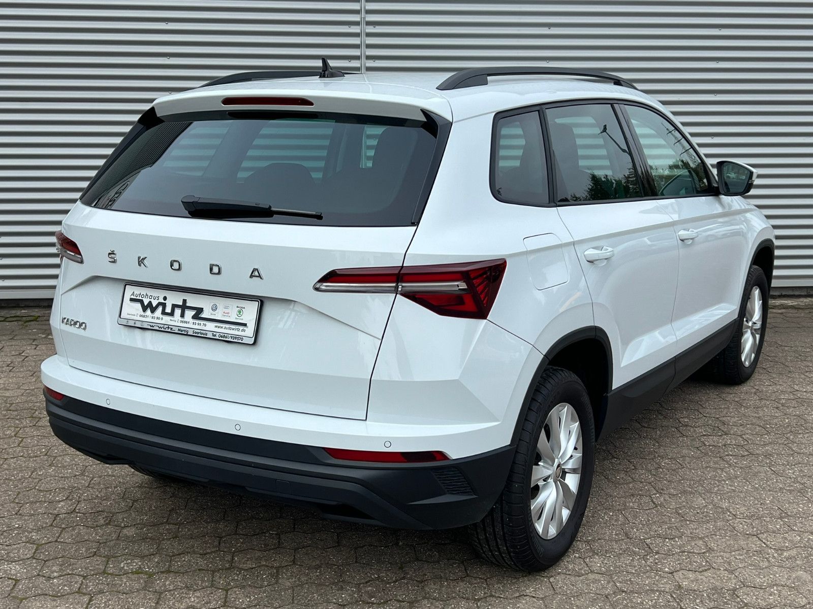 Fahrzeugabbildung SKODA Karoq 1.5 TSI Tempomat LED Smart-Link