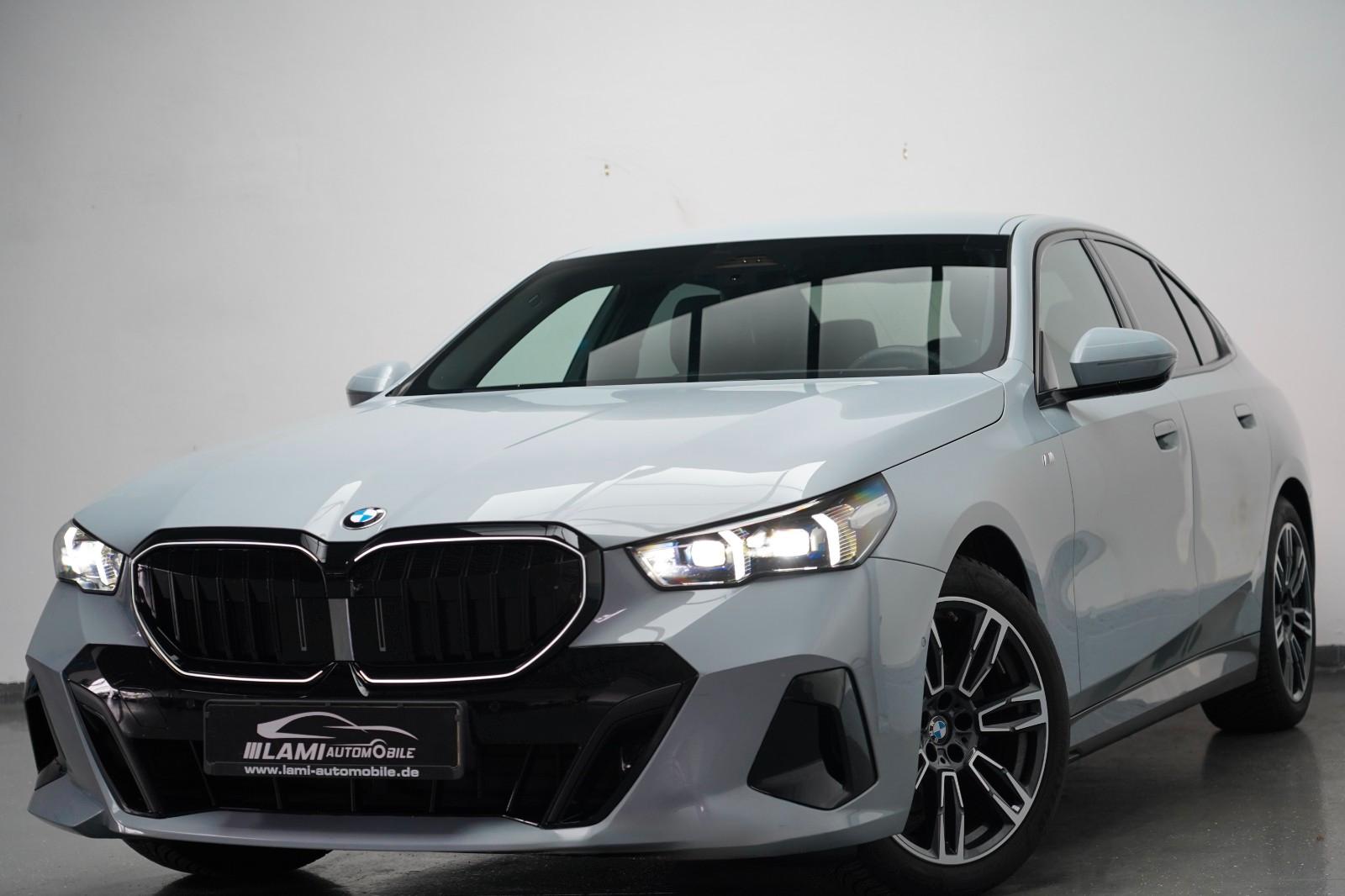 BMW 520i M Sport ICONIC 360 CARBON HUD KEY H&K MEMOR