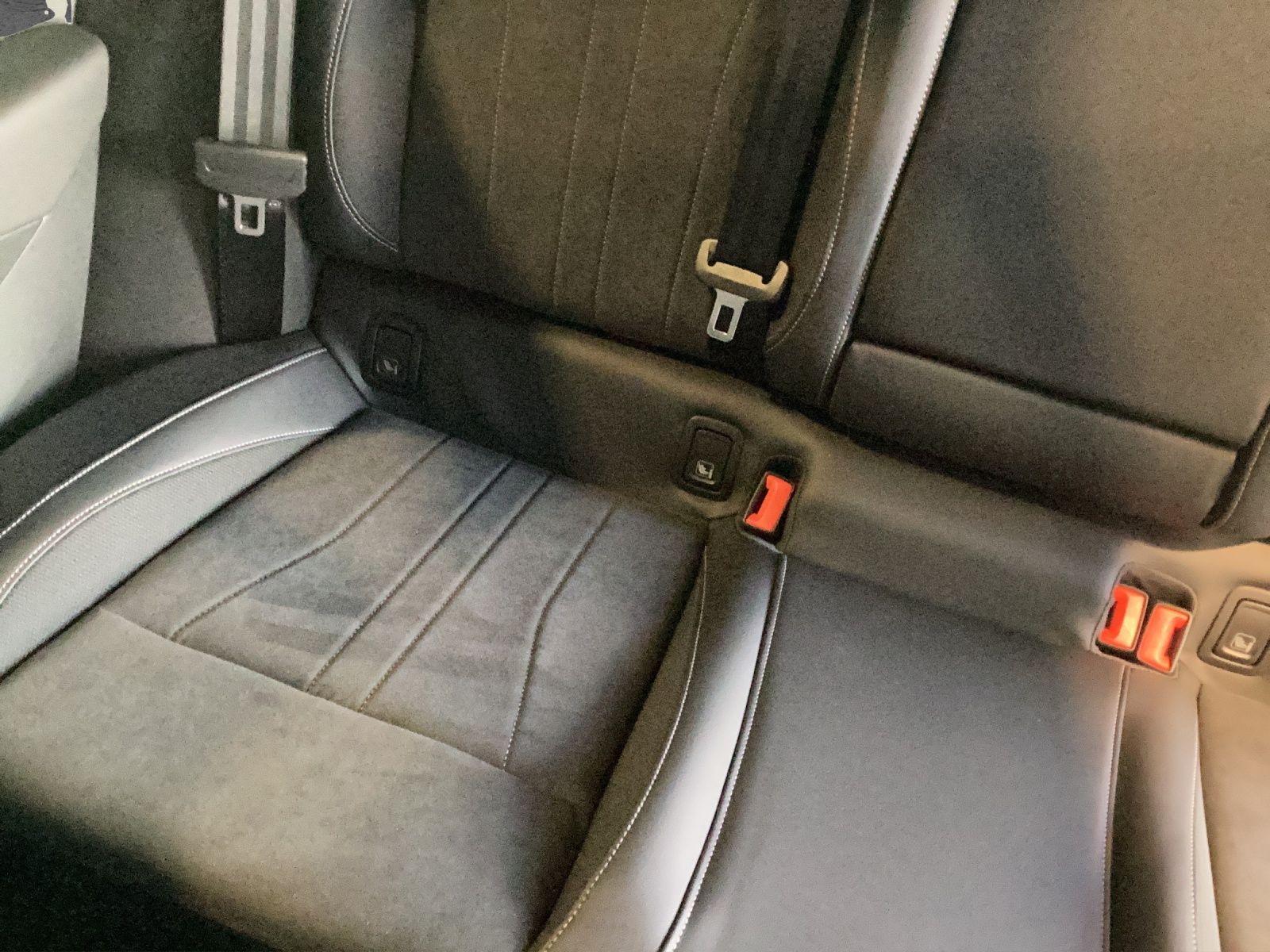 Fahrzeugabbildung Volkswagen T-Roc Style eTSI DSG ACC LED+ SH HuD 360° Massag