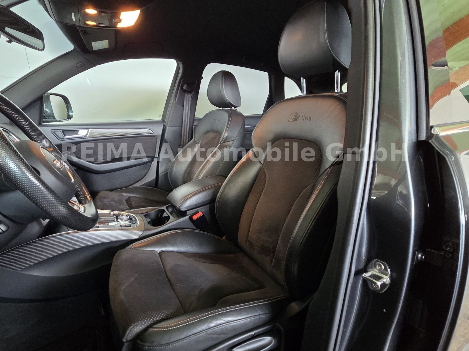 Fahrzeugabbildung Audi Q5 3.0 TDI quattro, S-Line