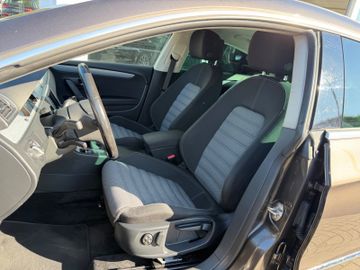 Volkswagen CC - 8