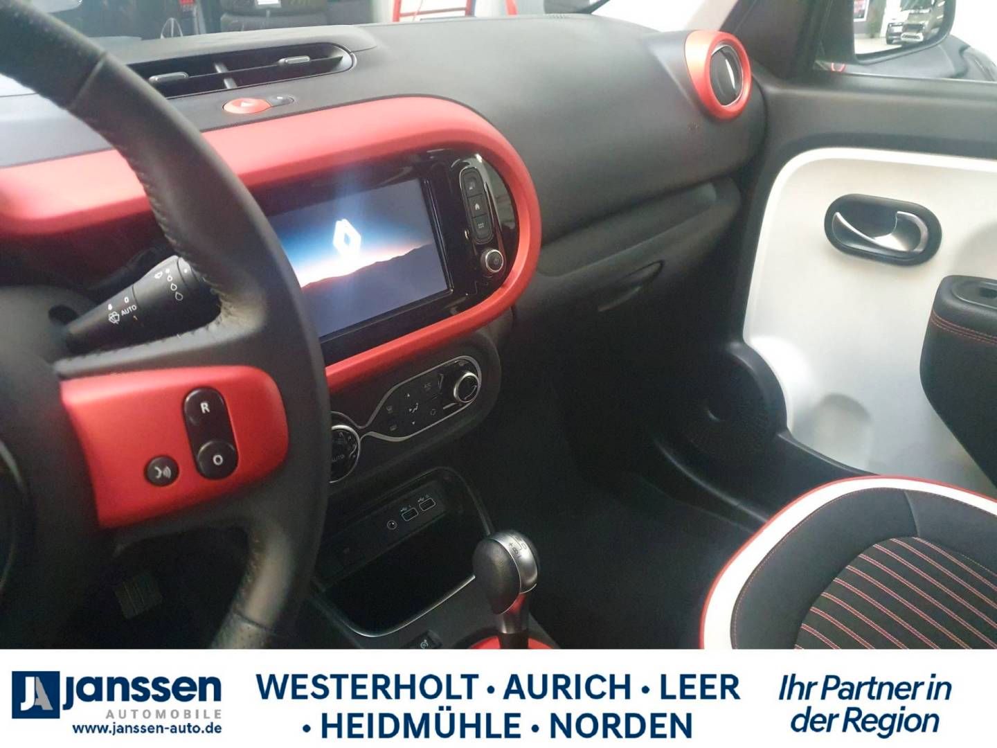 Fahrzeugabbildung Renault TWINGO E-TECH 100% el.