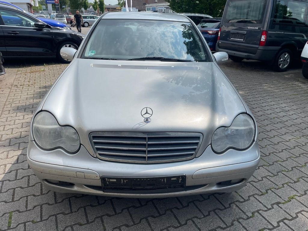 Angebot ansehen Mercedes-Benz C 200