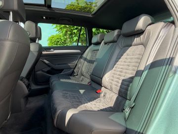 Volkswagen Passat Variant - 12
