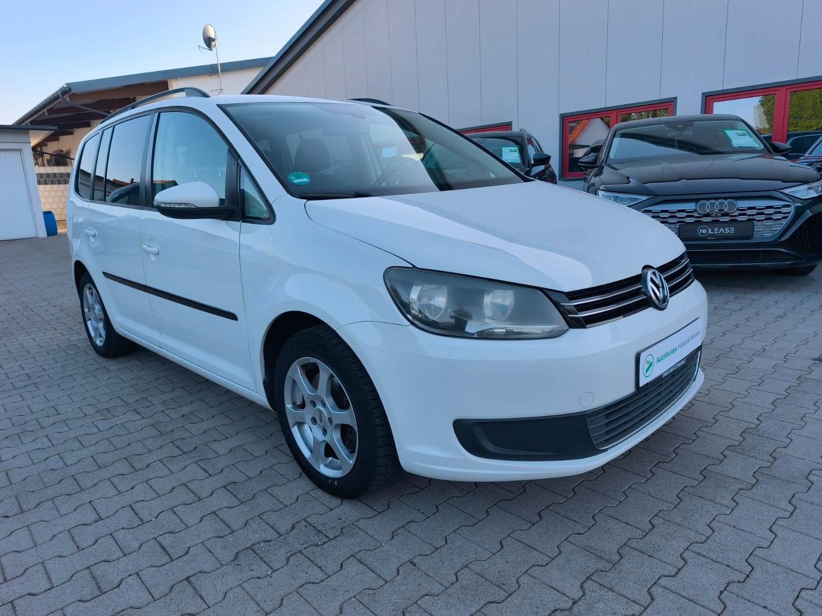 Volkswagen Touran Comfortline 2.0 TDI Ahk. TÜV 08/2027 uvm.