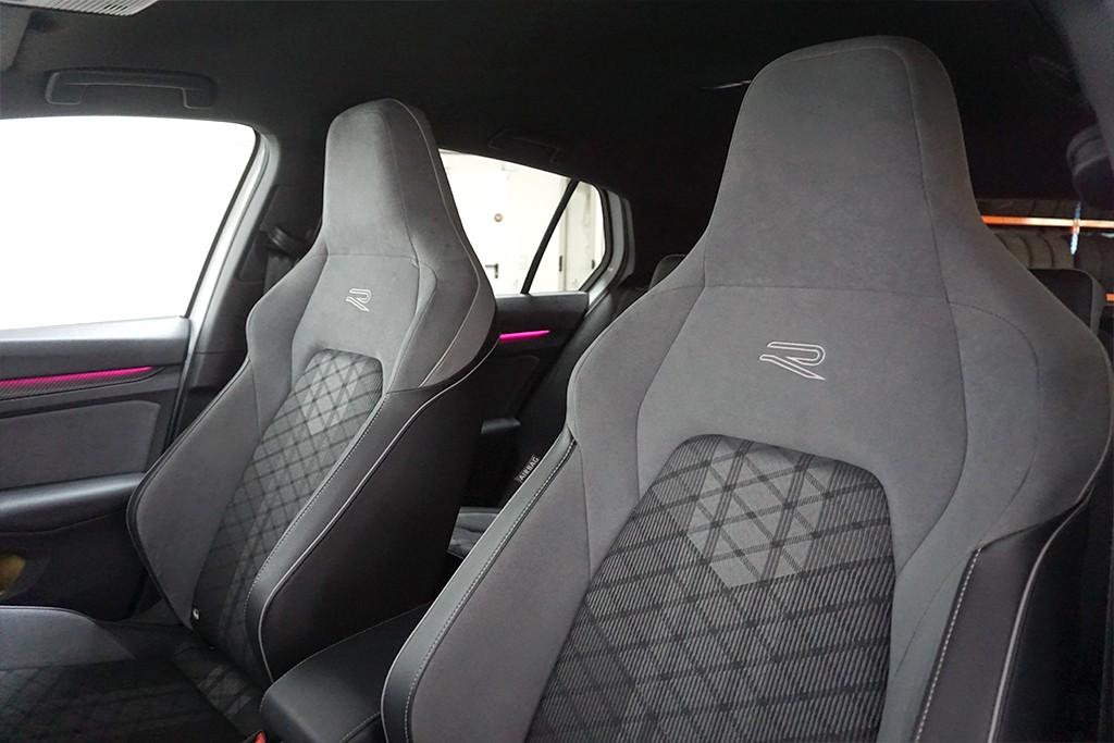 Volkswagen Golf 8 1.5eTSI DSG 2xR-Line Virtual AHK, миниатюра 14