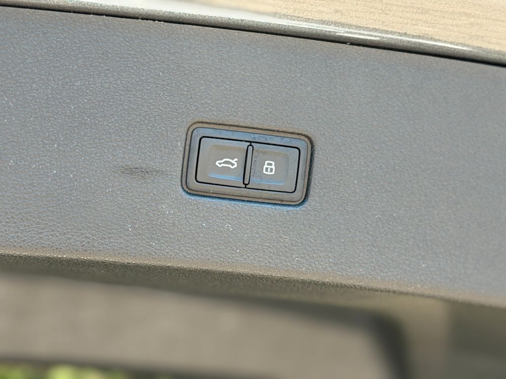 Audi Q8 – 35 / 35