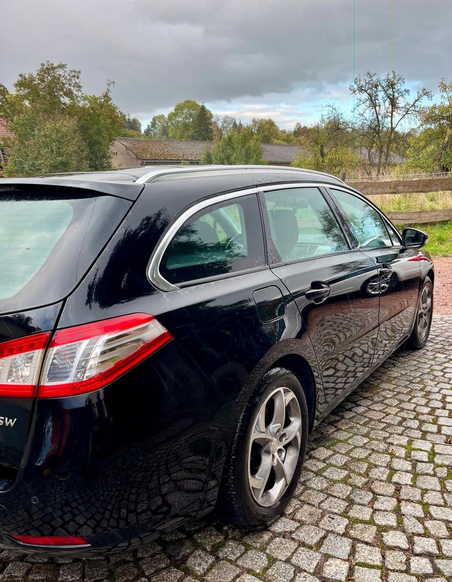 Peugeot 508 2011 — engine 140 HP (103kW)
