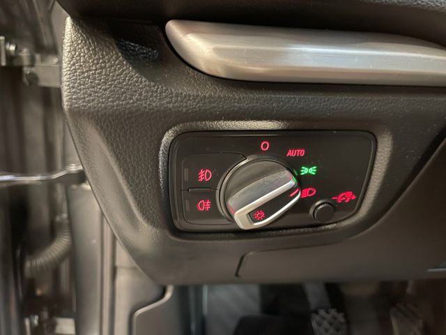 Audi A3 S line *Sportpaket*Klima*Xenon*PDC*Navi*SHZ*