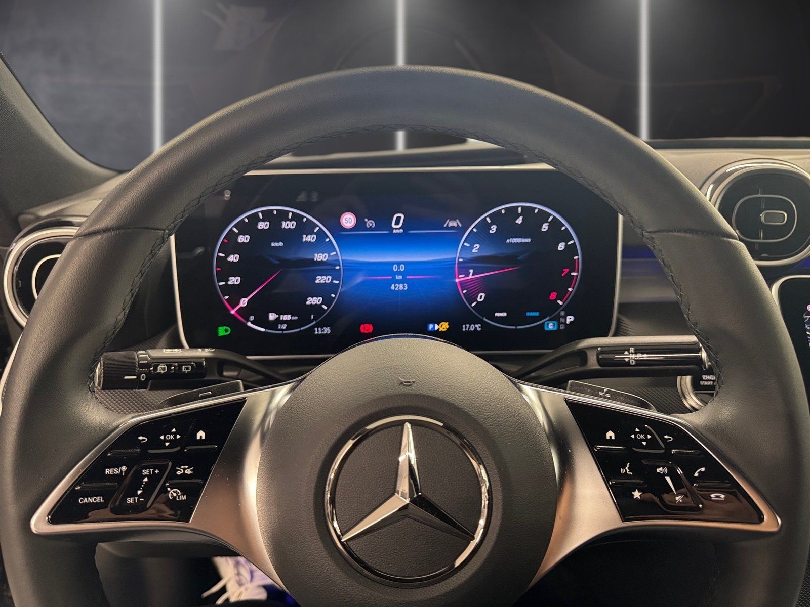 Fahrzeugabbildung Mercedes-Benz C 200 T Avantgarde*Standh*360*Digital*AHK*HeadUp