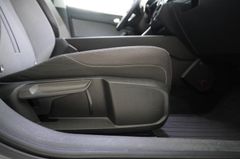 Fahrzeugabbildung Seat Leon ST 2.0D STYLE 7-DSG NAVI/SHZ/KAMERA/PDC/DAB