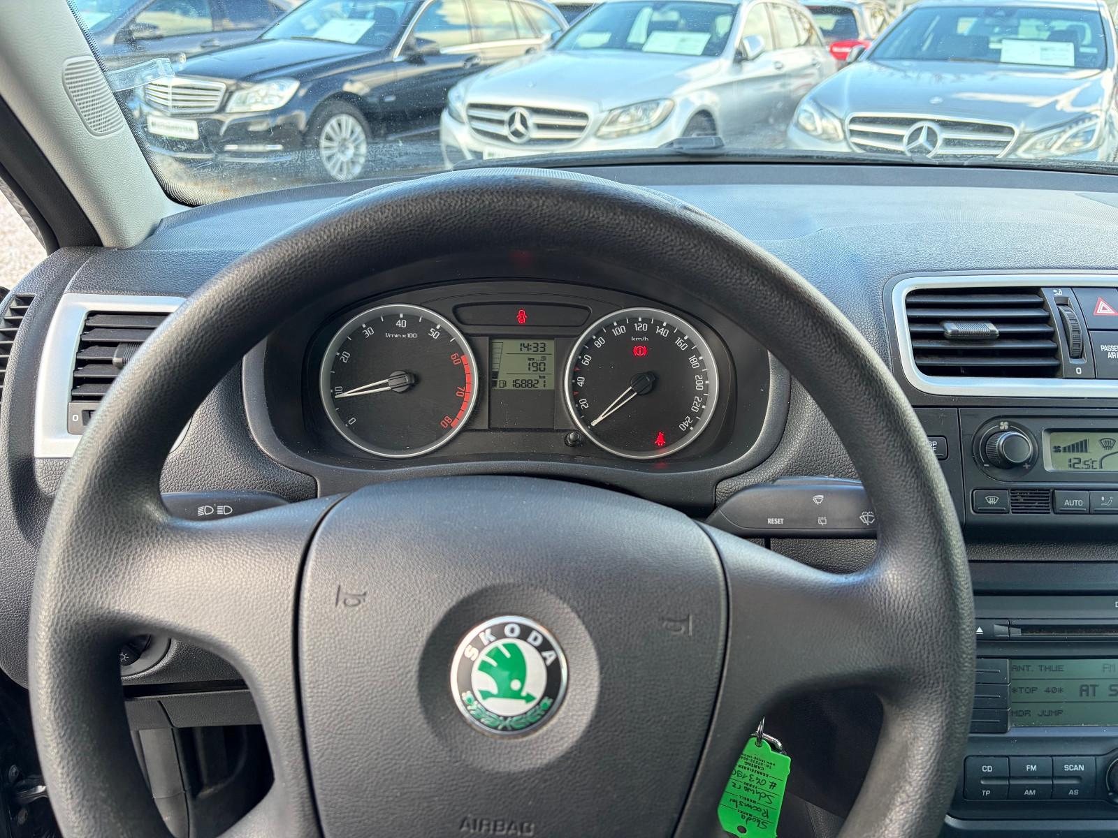 Skoda Roomster 2009 — photo 13