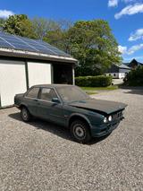 BMW E30 320i *Coupe*Schalter*Scheunenfund*Gute Basis - BMW 320 Coupé E30 320i mit Benzin-Antrieb