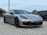 Porsche Panamera 4.0 GTS Sport Turismo - Porsche Panamera mit Halbautomatikschaltung