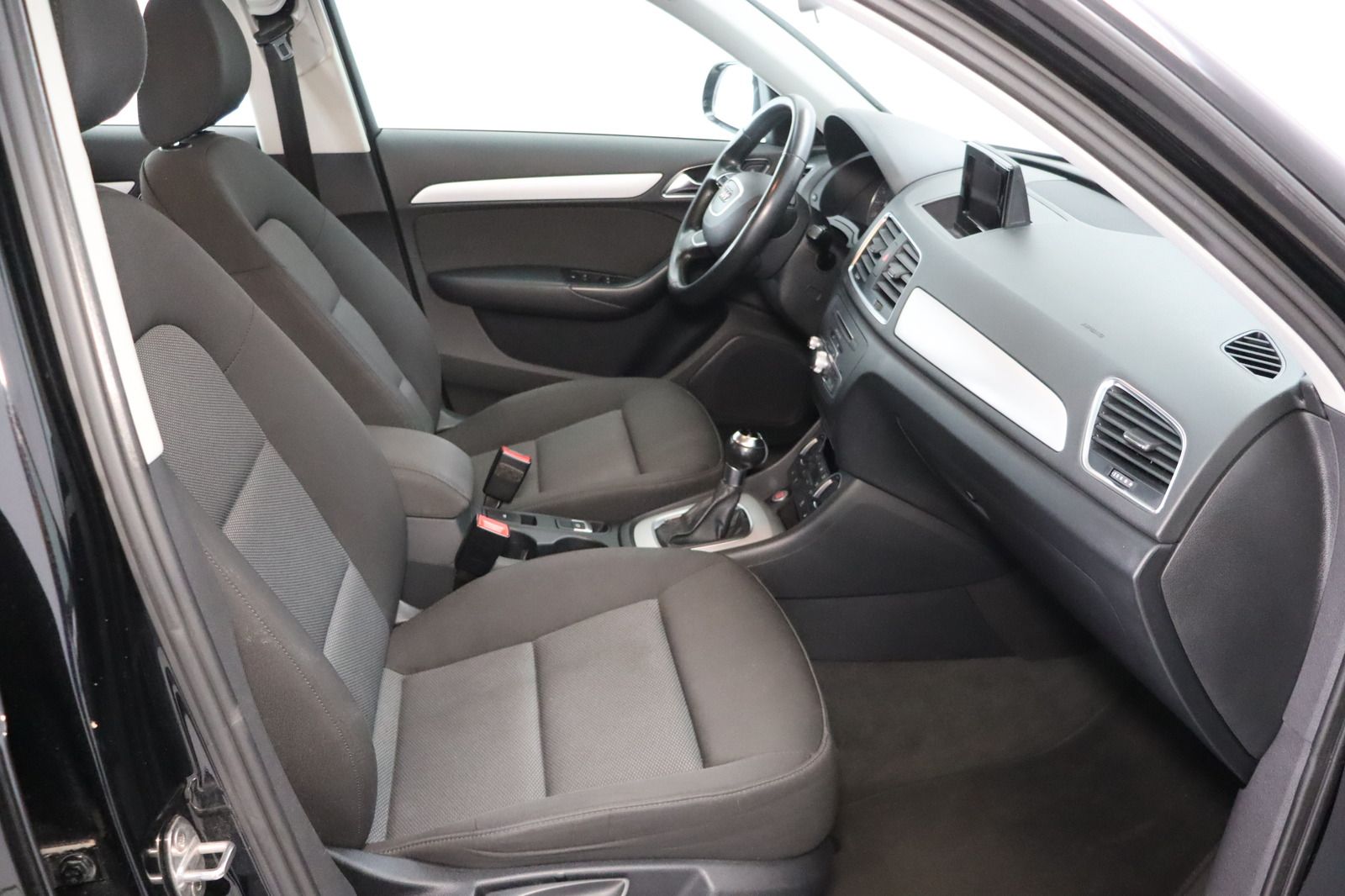 Fahrzeugabbildung Audi Q3 1.4TFSI * Sitzhzg. * PDC * Keyless