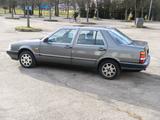 Lancia Thema 71000km H-Kennzeichen gute Ausstattung - Lancia Thema mit Benzin-Antrieb: Limousine