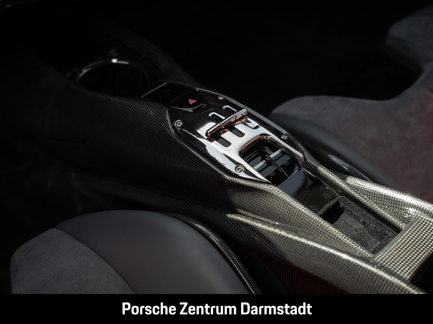 Ferrari SF90 Stradale Asseto Fiorano NP:562.850€