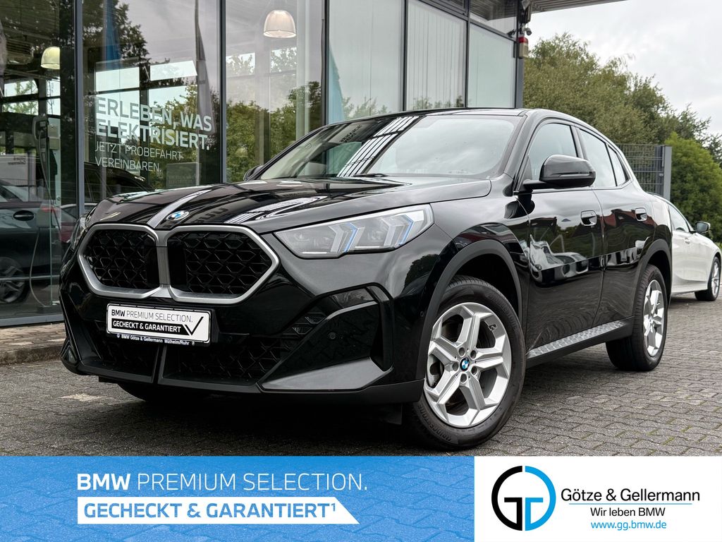 X2 sDrive20i //DrivingAssistant Kamera Adapt.LED