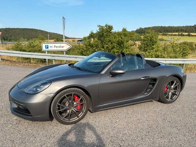 Image of Porsche Boxster
