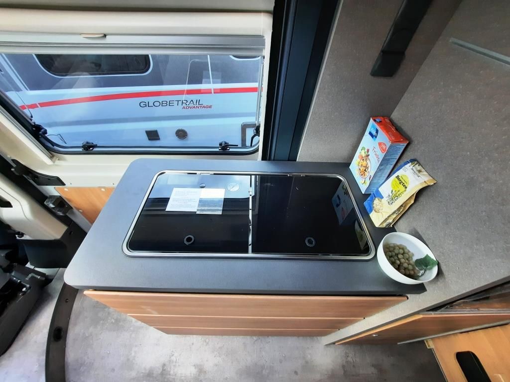 Fahrzeugabbildung Dethleffs Globetrail 600 DF Classic Verfüg./Sparen Sie 5.0