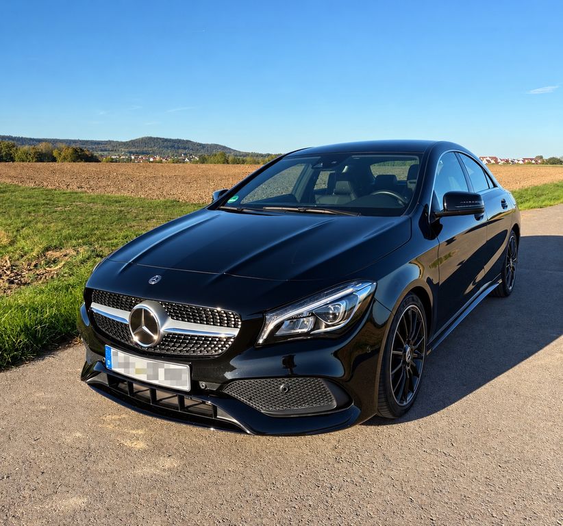 Image of Mercedes-Benz CLA 220