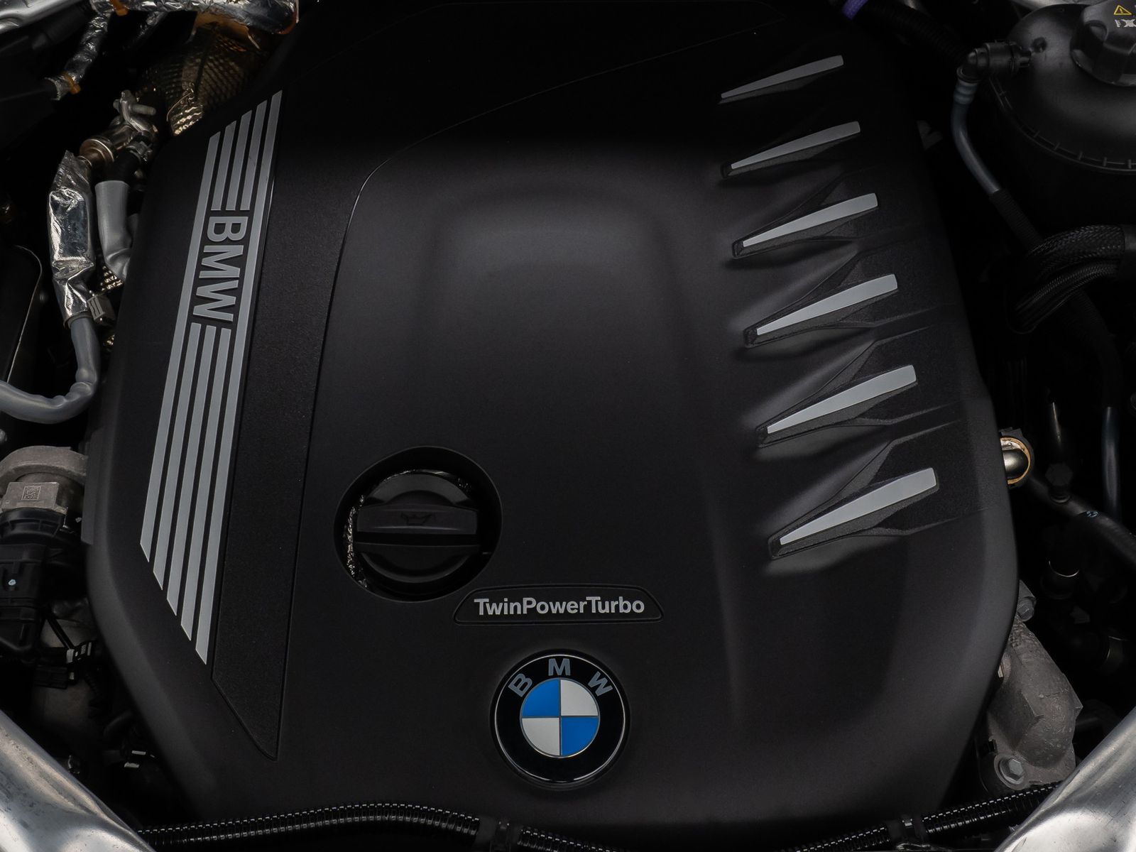 Fahrzeugabbildung BMW X5 xD40d M Sport 360° AHK DAB H/K HUD DisplayKey