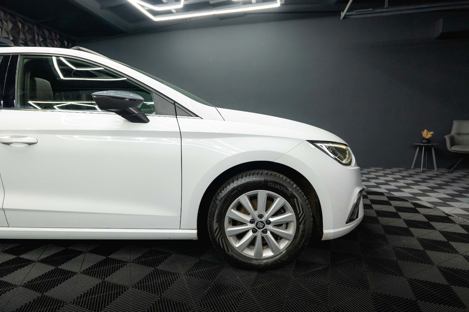 Fahrzeugabbildung SEAT Ibiza Xcellence Sport DSG *LED*Panorama*Kamera*