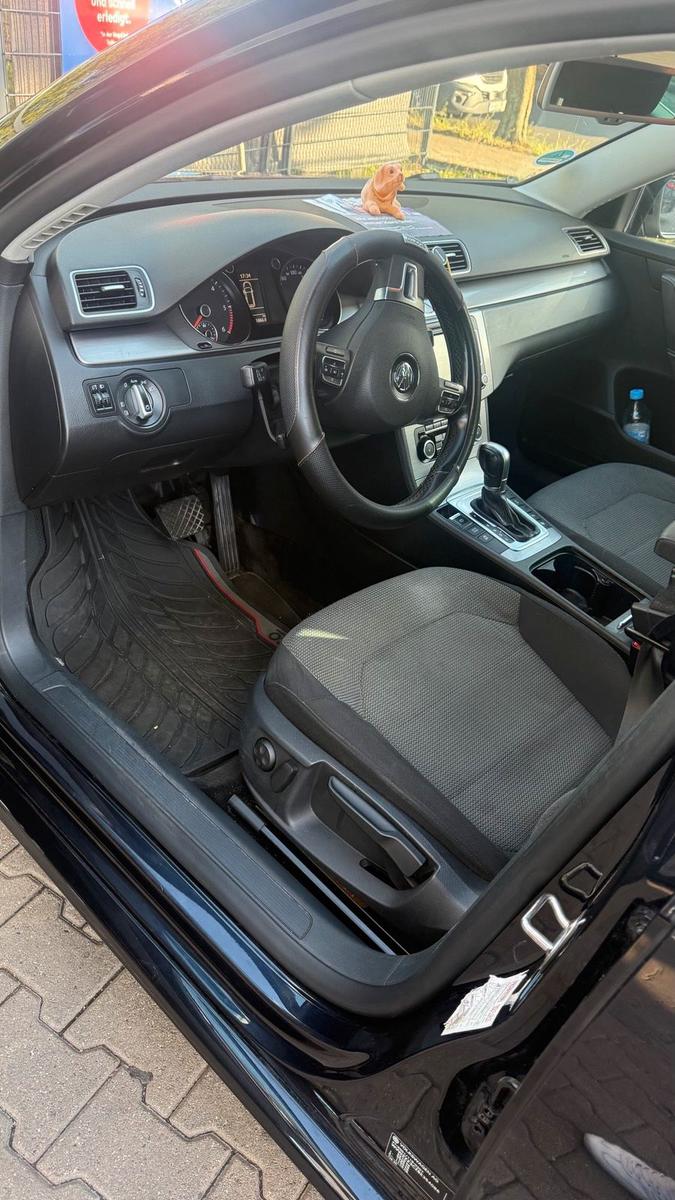 Volkswagen Passat 2011 — photo 6