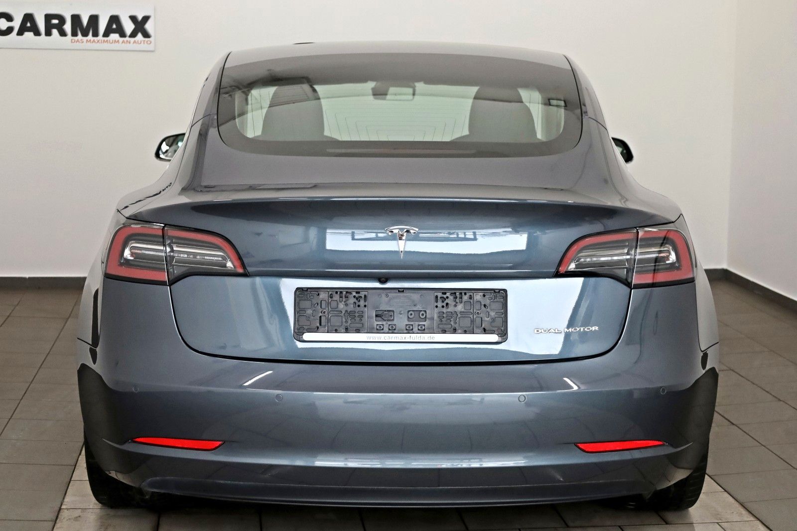 Fahrzeugabbildung Tesla Model 3 Long Range AWD Leder,Navi,LED,Panorama