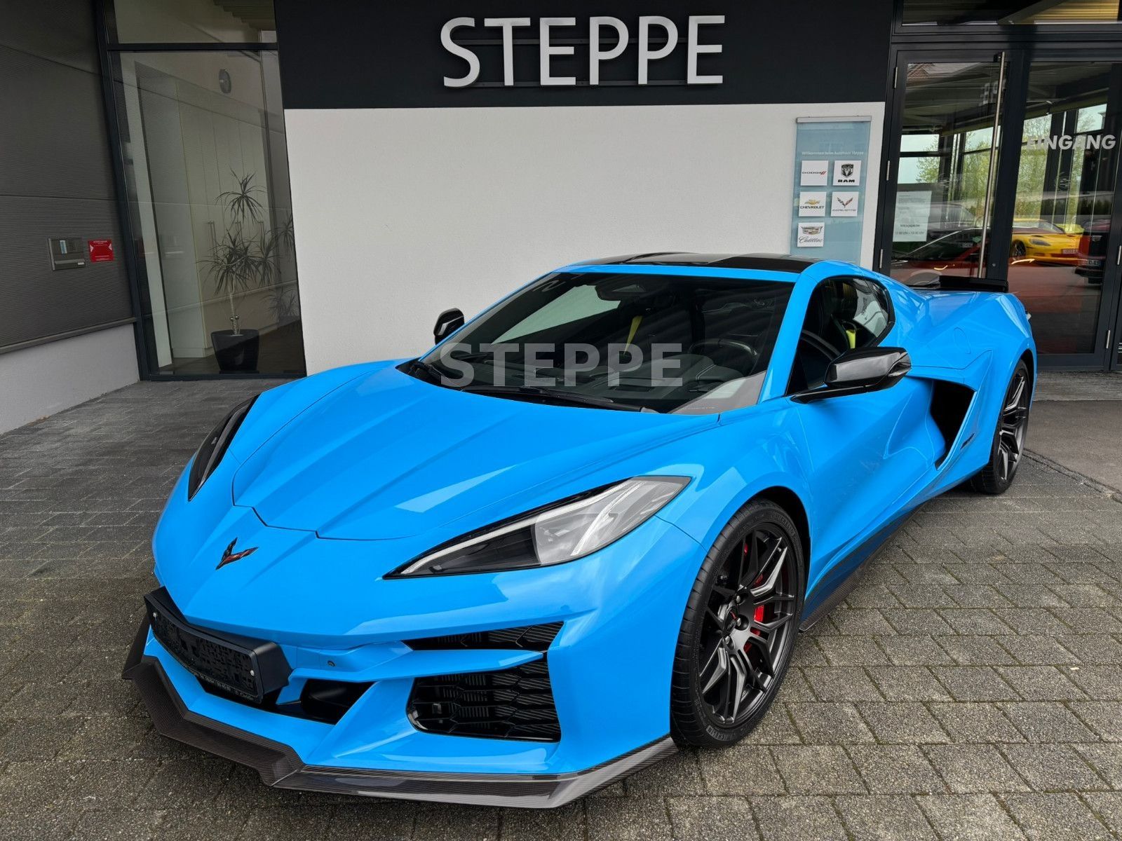 Corvette C8 E-Ray 6,2 3LZ Coupe Europamodell