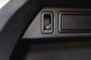 Volkswagen Tiguan - 12