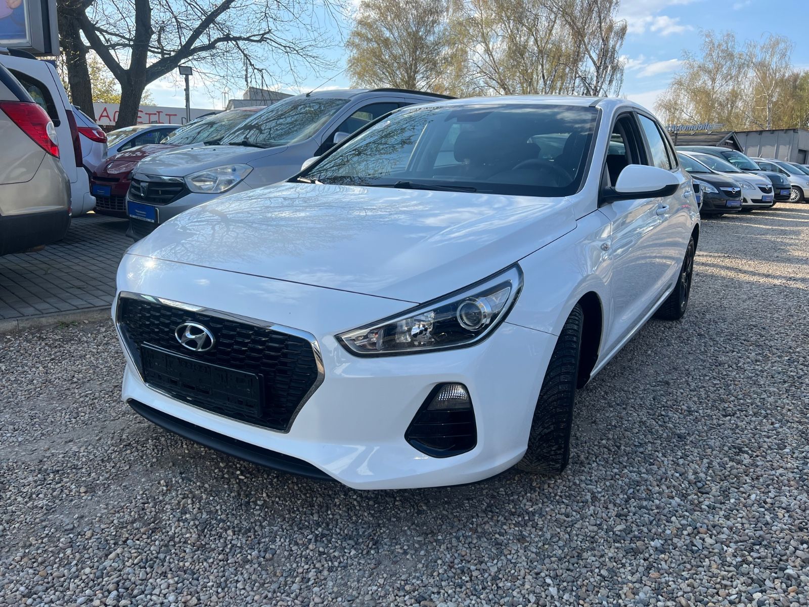 HYUNDAI i30