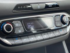 Fahrzeugabbildung Hyundai i30 1.0 T-GDI Edition 30+ *Navi*CarPlay*CAM*LED*