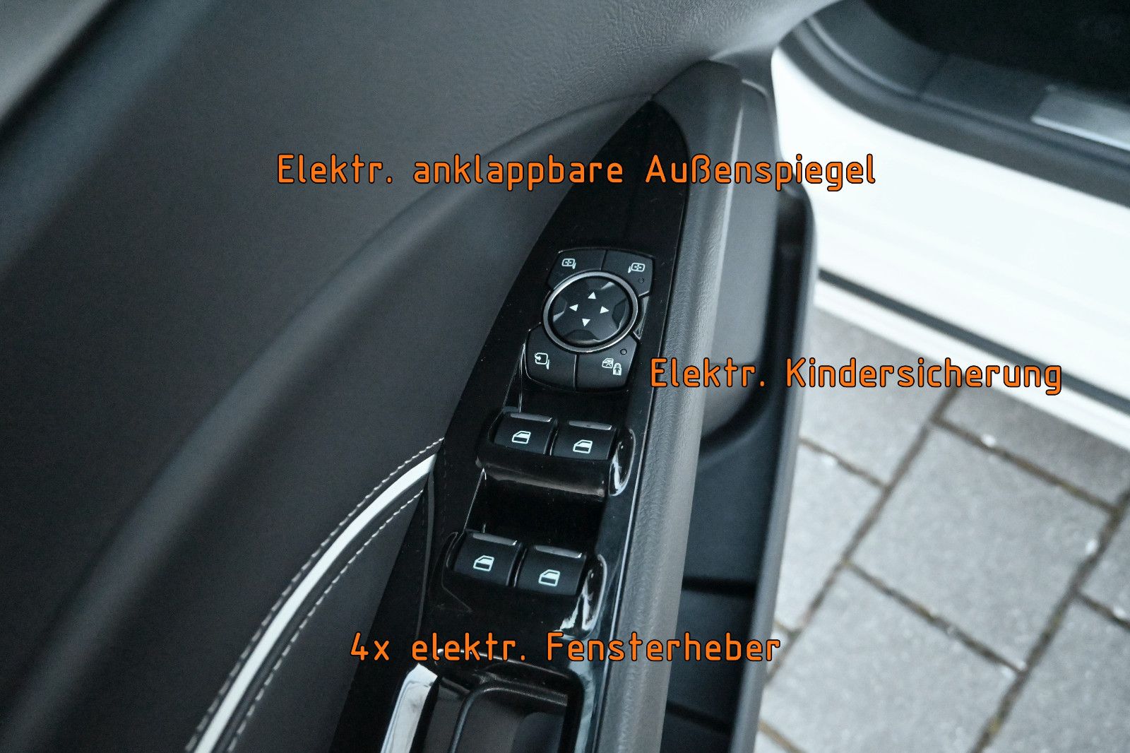 Fahrzeugabbildung Ford Mondeo 2.0 D Vignale Turnier Allrad °AHK°STHZG°