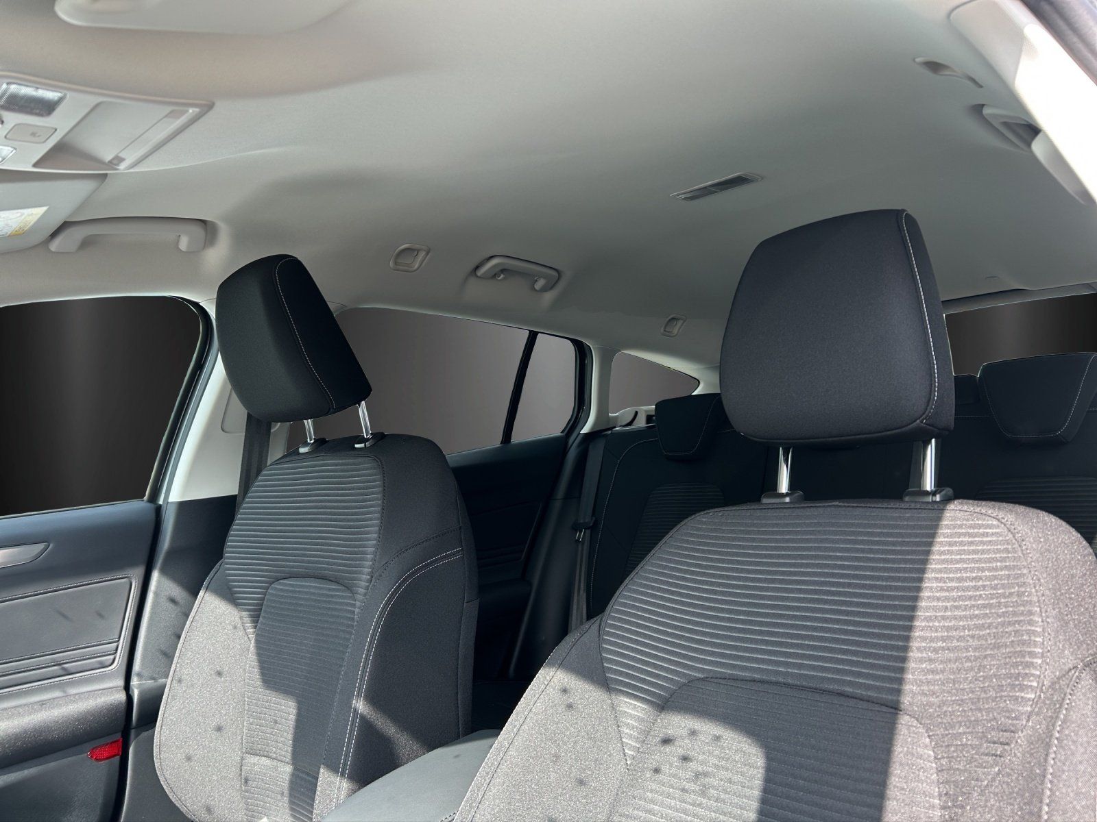 Fahrzeugabbildung Ford Focus Titanium Edition Turnier e.Call Kamera PDC